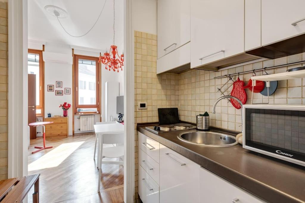 Easylife - Bello E Luminoso Flat In Zona Centrale Мілан Екстер'єр фото